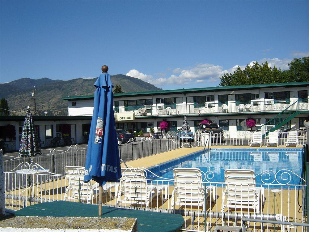 Flamingo Motel Penticton Exterior photo