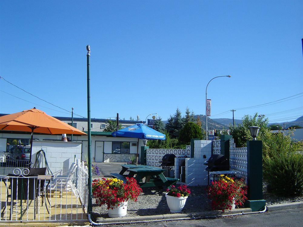 Flamingo Motel Penticton Exterior photo